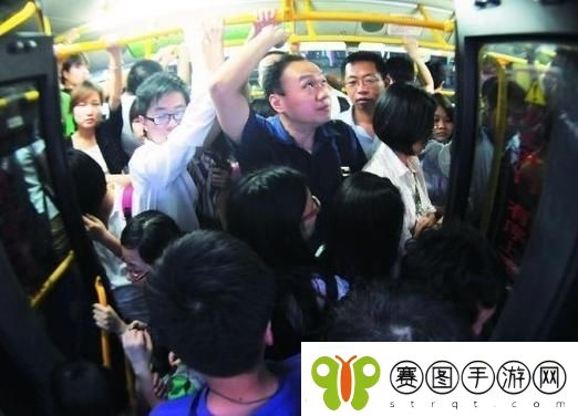 公交一晃一晃就进去了怎么办啊