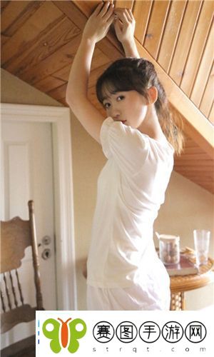 父亲有力挺送女儿的花园童话级宠爱网友