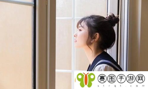 一面膜胸口一面吃下部位片段火了