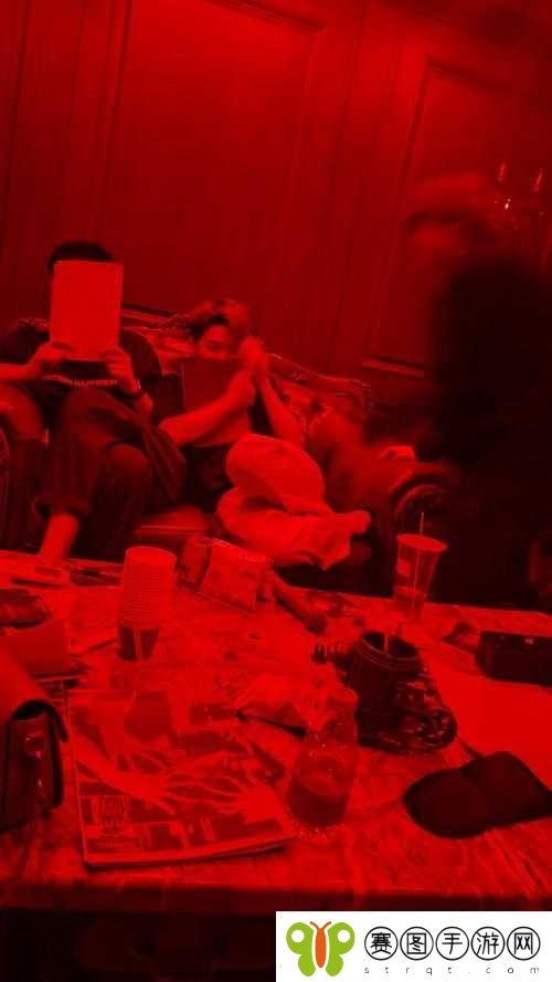日韩有码久久久久