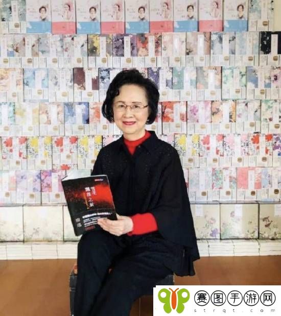 琼瑶经常一天工作十六小时