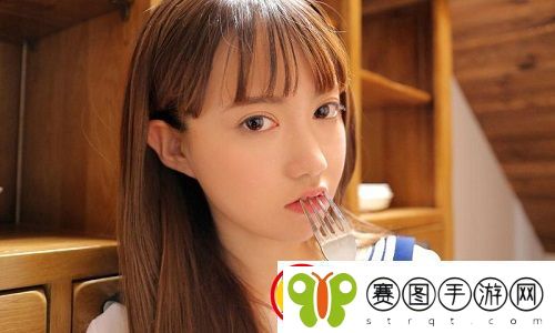 《丰满的女邻居》三级
