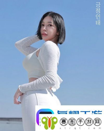 父亲有力挺送女儿的花园走红！这份无私爱与责任