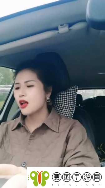 暴躁老阿姨csgo娃娃脸