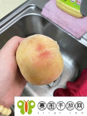 熟透的水蜜桃非常甜改为比喻句