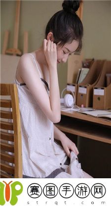 国产精品久久久久久日日游香港：体验香**特魅力，享受购物、美食、文化与风光的完美结合