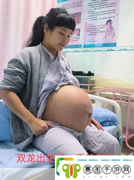 一边下奶一吃敷视频