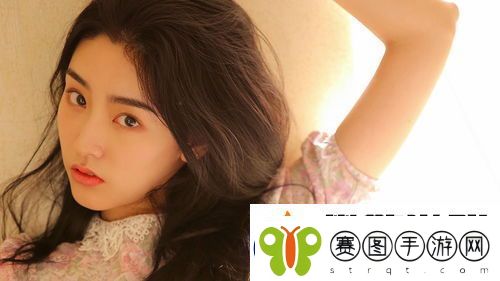 女方用嘴巴吃鸡的吉尼斯世界纪录超越想象