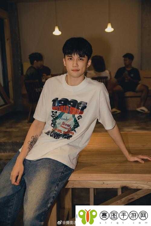 吃小鲜肉的大